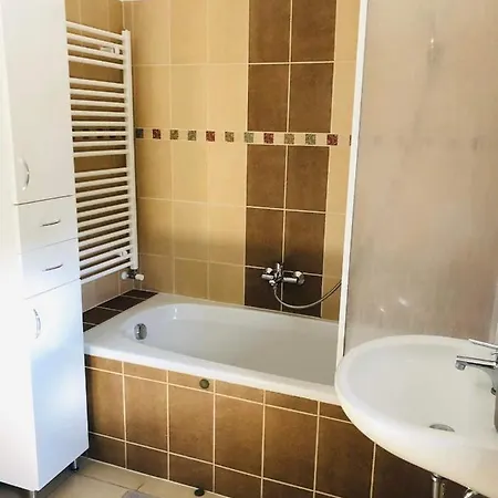 Erkel 19 Apartmanhaz Keszthely Exterior photo